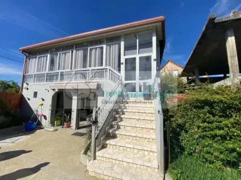 Chalet en Salvaterra de Miño