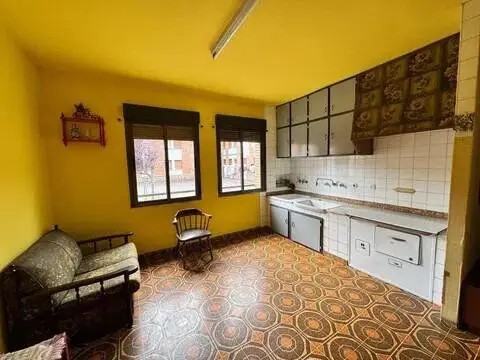 Piso en Baíña-San Pedro-Siana