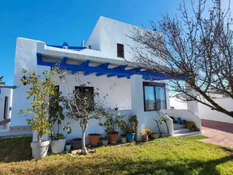 Chalet en calle Carril del Palillero, 631