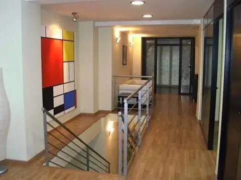 Local comercial en Huelin-La Princesa-Jardín de la Abadía