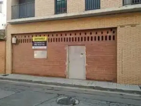 Local comercial en calle Límite