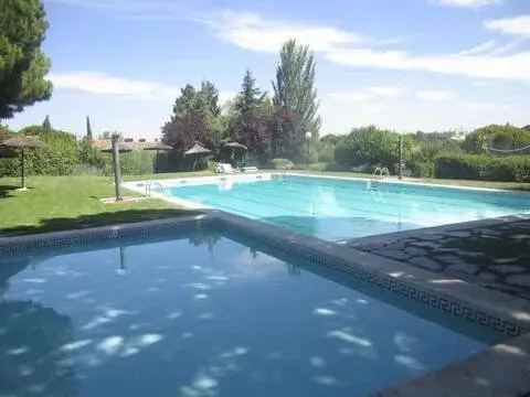 Casa adosada en Montepríncipe