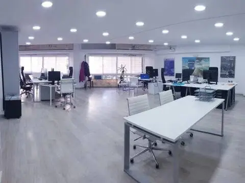 Oficina en La Aurora-La Alameda