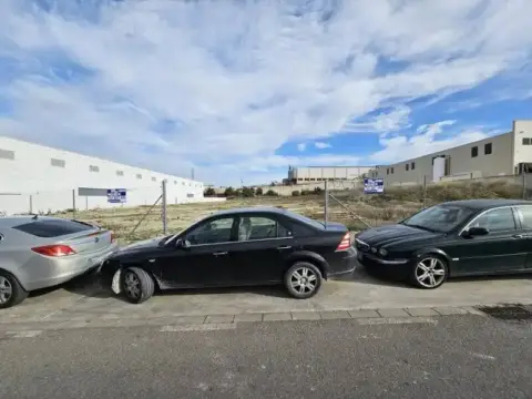 Terreno en calle Huesca