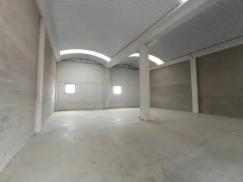 Nave industrial en calle de Ajedrea