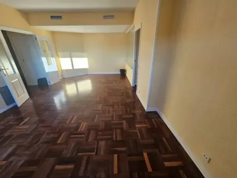 Piso en Argés