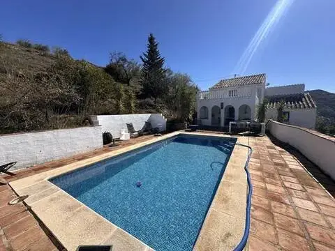 Casa rústica en Comares