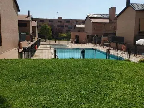 Casa adosada en Centro