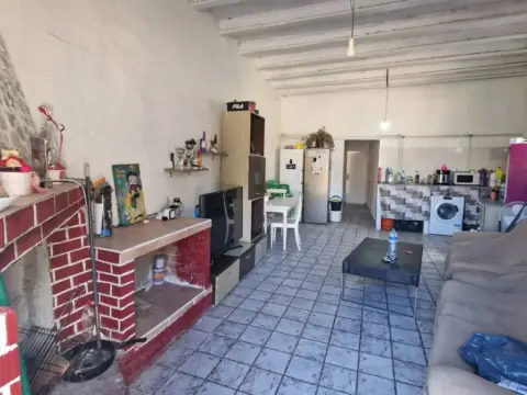 Casa rústica en Instinción