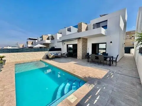 Chalet en Benijófar