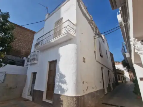 Chalet en Instinción