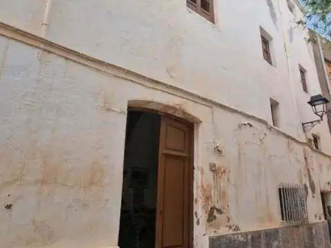 Chalet en Instinción