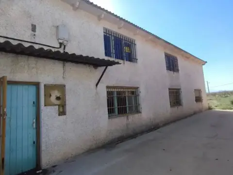 Nave industrial en calle de Goya