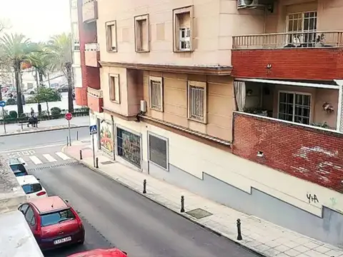 Piso en calle Gravina