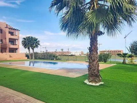 Piso en calle Infanta Cristina