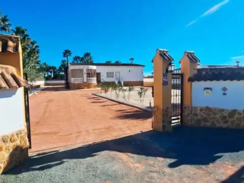 Chalet en Catral