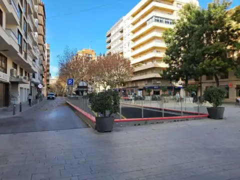 Local comercial en Carrer Nogueres
