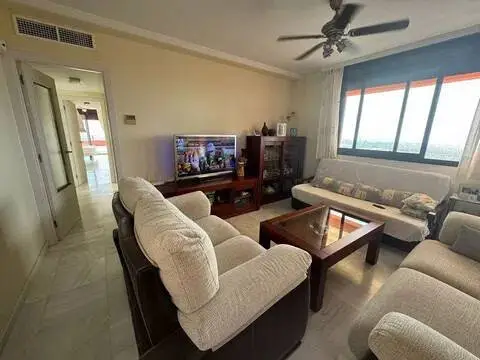 Piso en Hipódromo-Cerrado del Águila