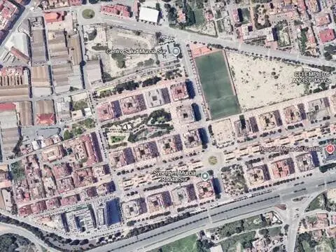 Garaje en San Benito-Progreso
