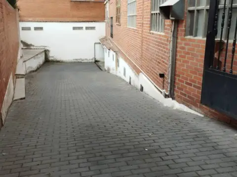 Garaje en calle Ronda de Gracia