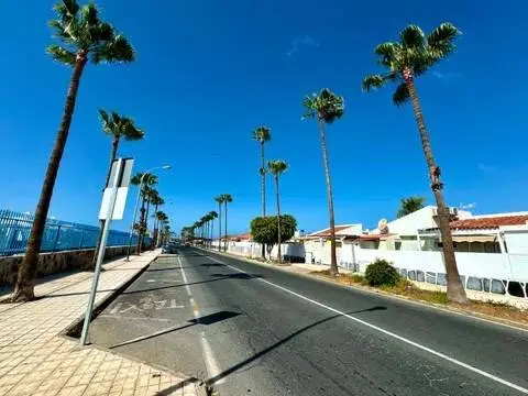 Casa adosada en Avenida del Touroperador Neckermann
