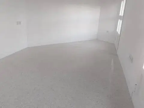 Piso en Avenida de los Poetas