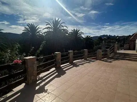 Casa rústica en Zona Interior