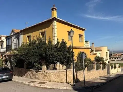 Chalet en El Maulí-Fuentemora-Altos de Santa Ana