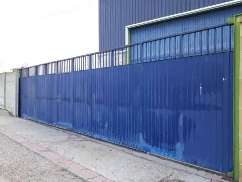 Nave industrial en Medina del Campo