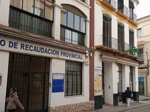 Local comercial en calle de Romero Pozo