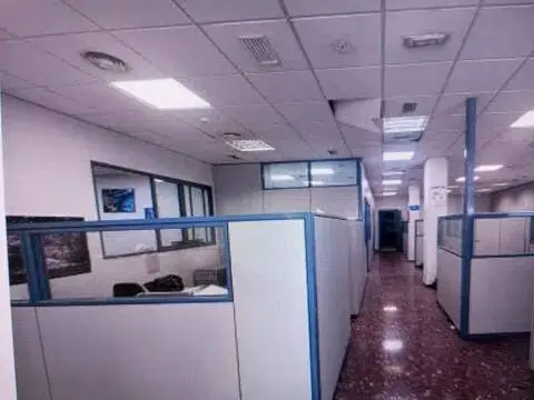 Local comercial en calle del Alcalde Díaz Zafra