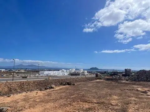 Terreno en calle Panorama Tres Islas Poligono 5 Parcela P5-13 No Nu