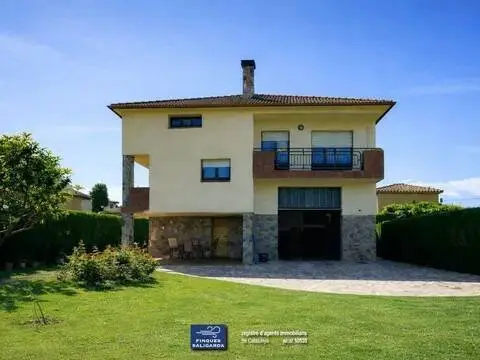 Chalet en Canovelles