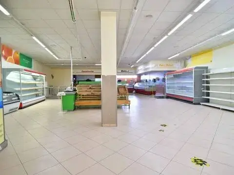 Local comercial en Sardina