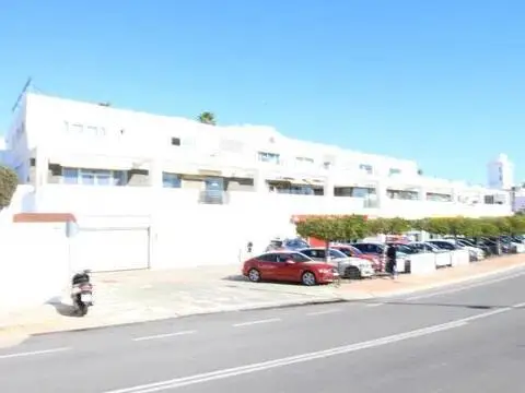 Local comercial en Mojácar Núcleo-La Alcantarilla-Las Alparatas