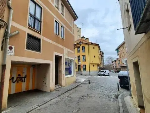 Garaje en calle de Santo Domingo de Silos