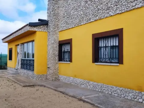Chalet en Medina del Campo