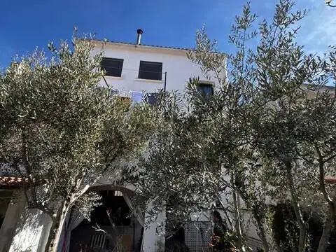 Casa adosada en Sesma