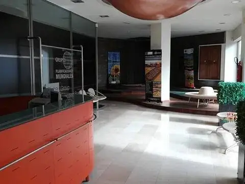 Local comercial en calle Leon Y Castillo