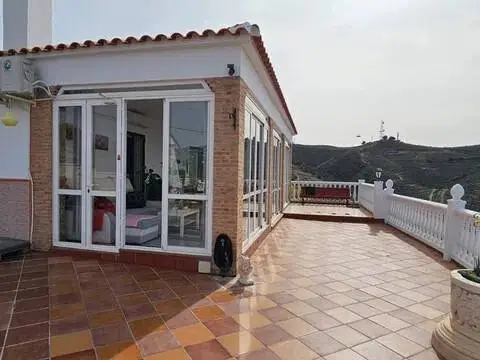 Chalet en Núcleo