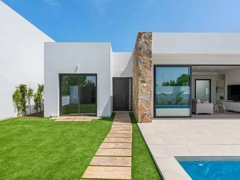 Chalet en Santiago de la Ribera