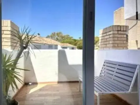 Casa adosada en Avenida del Prado