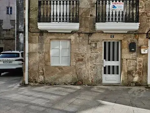 Casa adosada en Rúa Juego de la Bola