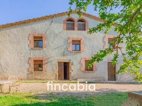 Casa rústica en Sils