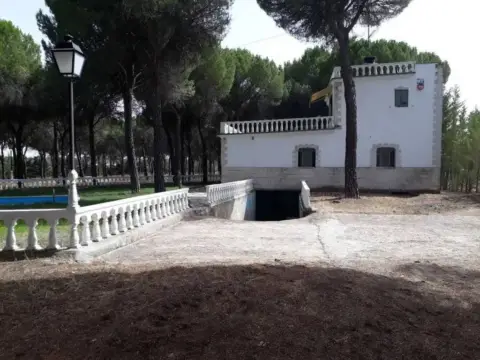 Chalet en Medina del Campo