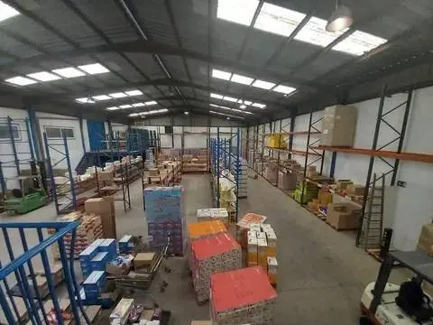 Nave industrial en Zona Hospital San Agustín