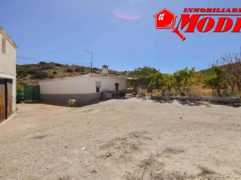 Casa rústica en Cacín