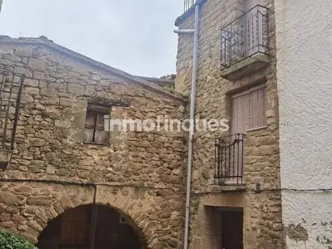 Casa adosada en Vilanova de Meià