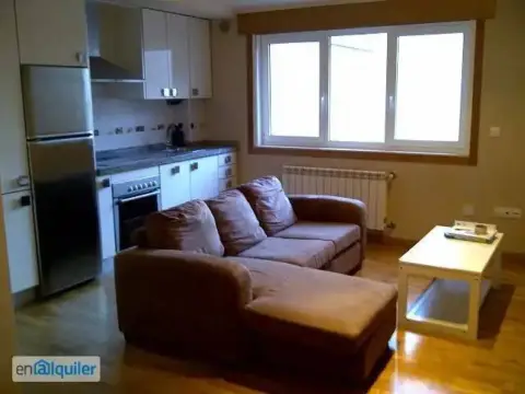 Piso en Rúa de Isidro Parga Pondal