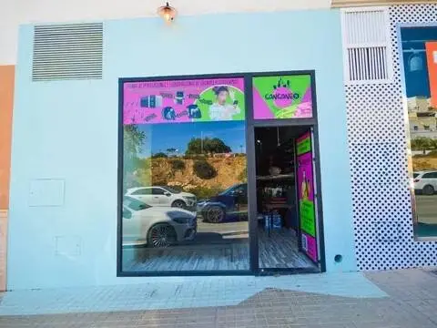 Local comercial en calle de la Arcilla